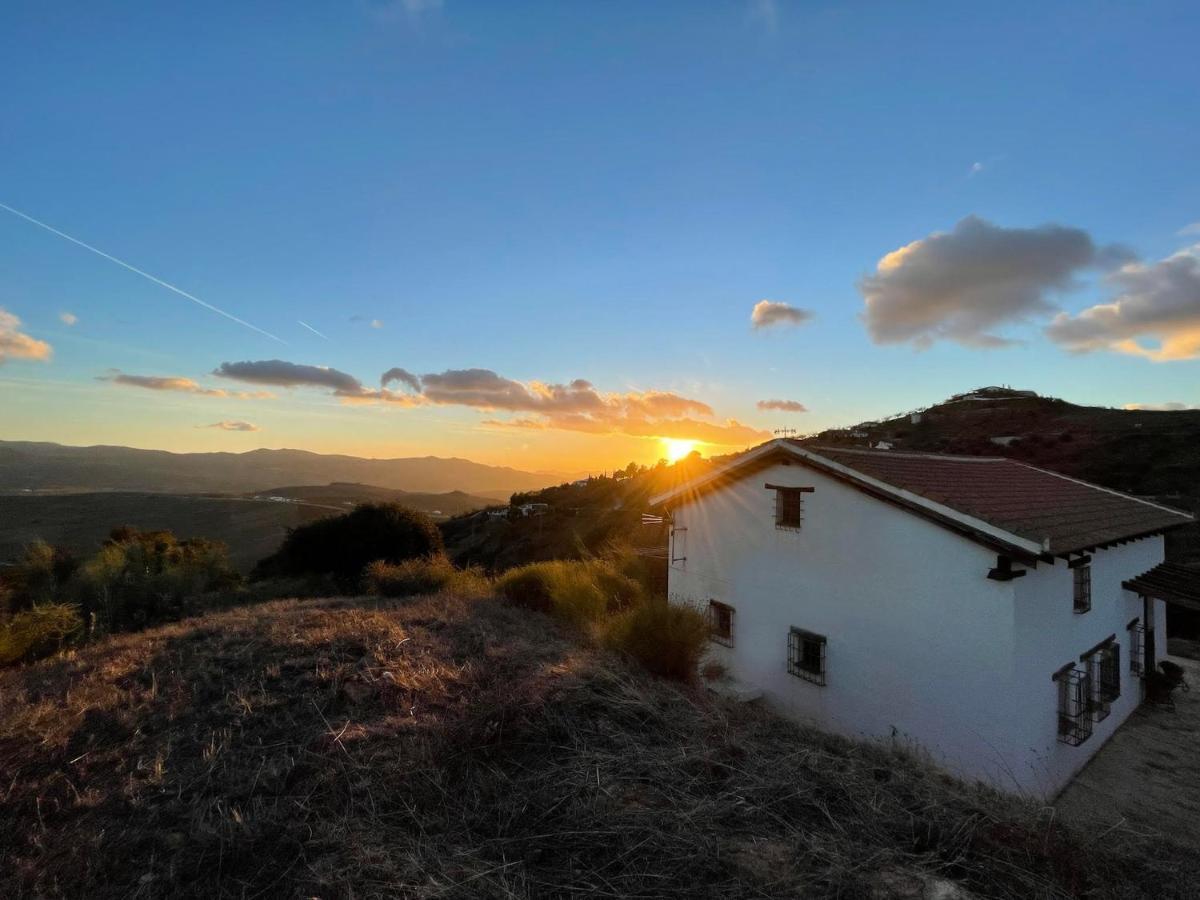 Casa Kisi Cottage, Rural Boutique Bed & Breakfast コルメナル エクステリア 写真