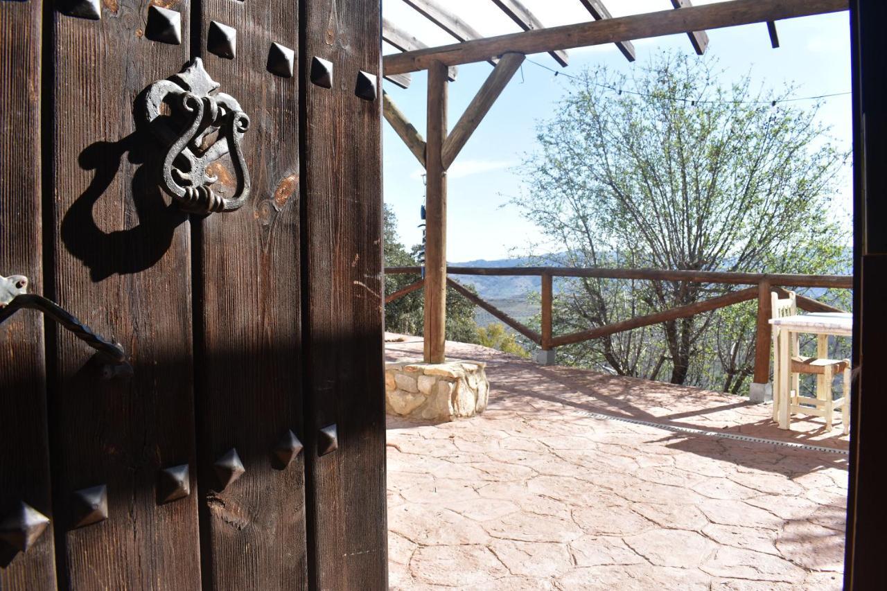 Casa Kisi Cottage, Rural Boutique Bed & Breakfast コルメナル エクステリア 写真