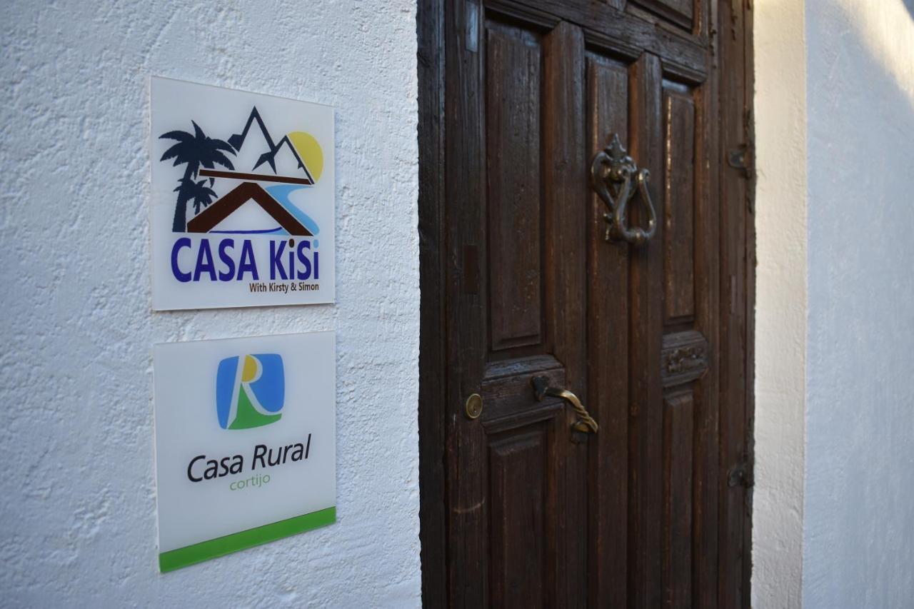 Casa Kisi Cottage, Rural Boutique Bed & Breakfast コルメナル エクステリア 写真