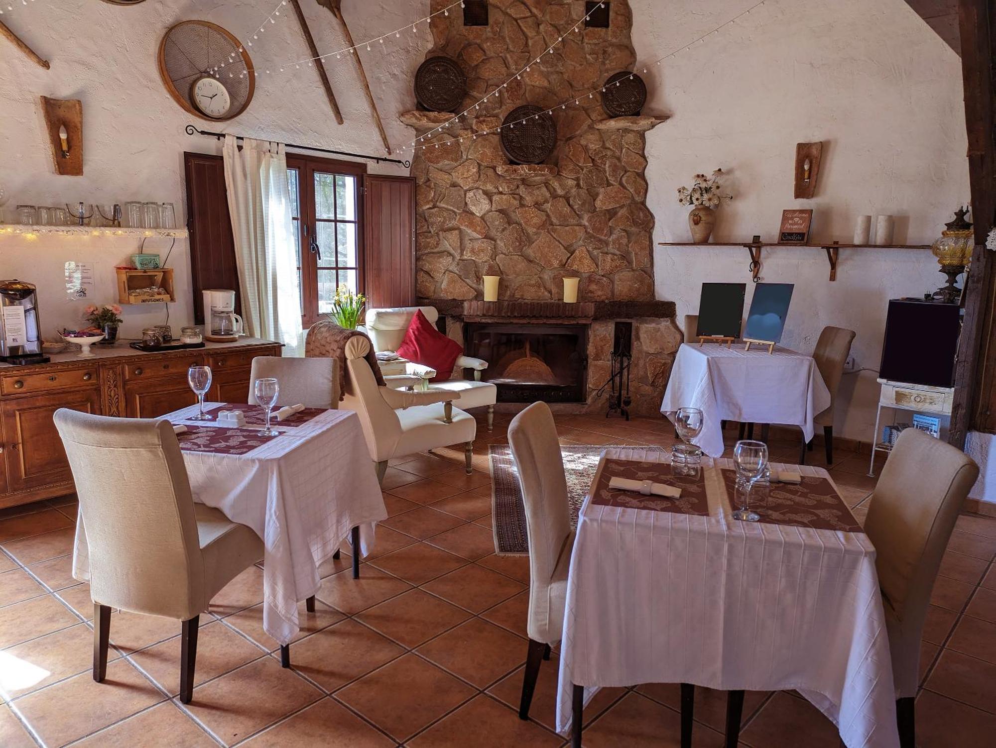 Casa Kisi Cottage, Rural Boutique Bed & Breakfast コルメナル エクステリア 写真