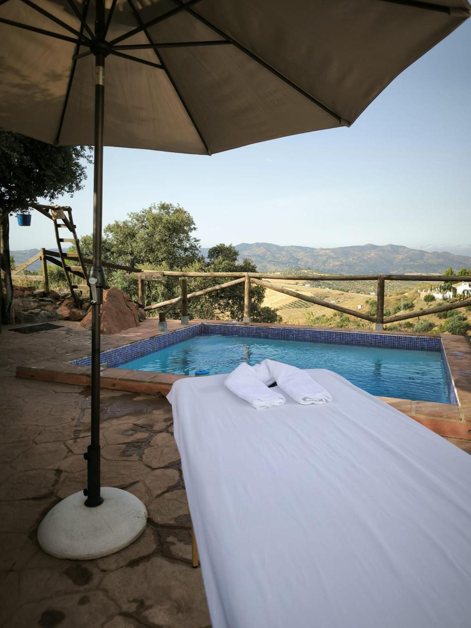 Casa Kisi Cottage, Rural Boutique Bed & Breakfast コルメナル エクステリア 写真
